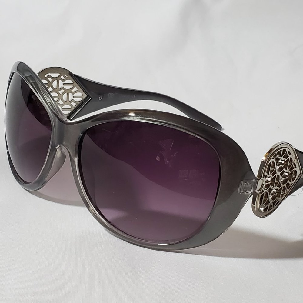 ⭐DE Designer Glamour Eyewear Heart Sunglasses